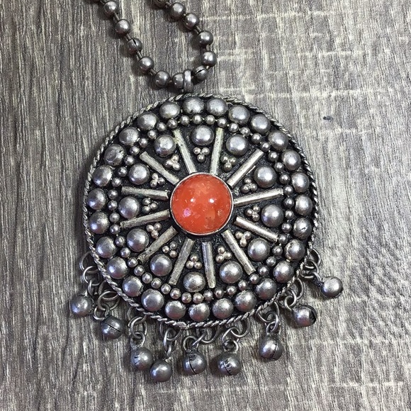 Jewelry - Boho Round Medallion Pendant Silver Necklace